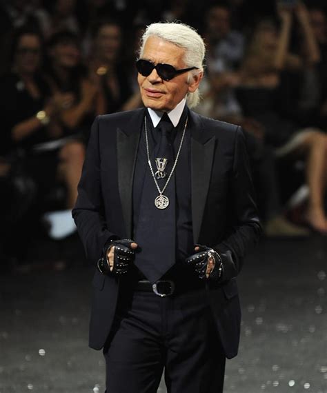 Legendary Designer Karl Lagerfeld Has Died .